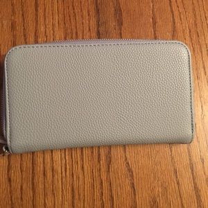 Brand new Thirty-one Wallet/Wristlet